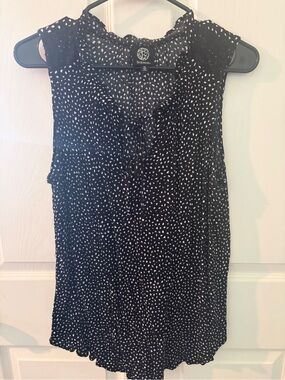 3 for $20 Bobeau 1X Black & White Print Sleeveless Blouse Tie Neck Top Plus Size